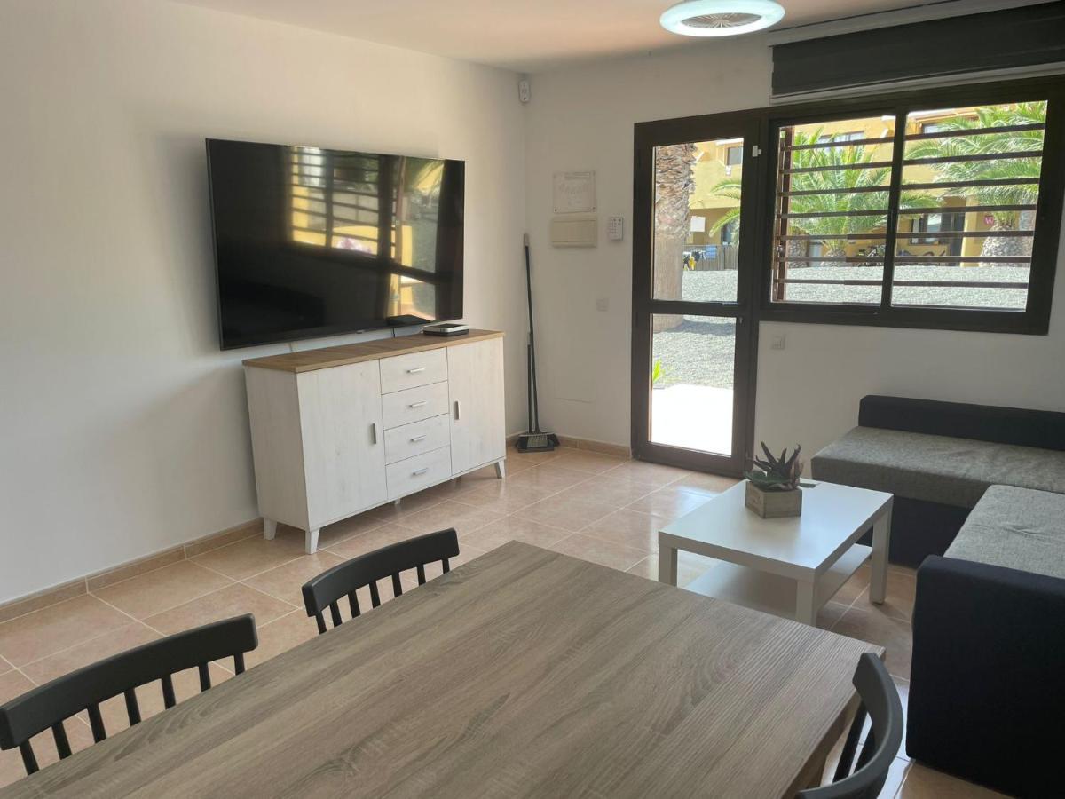 Casa Mari Y Jose Con Grandes Piscinas Y Wifi Gratis Daire Corralejo Dış mekan fotoğraf