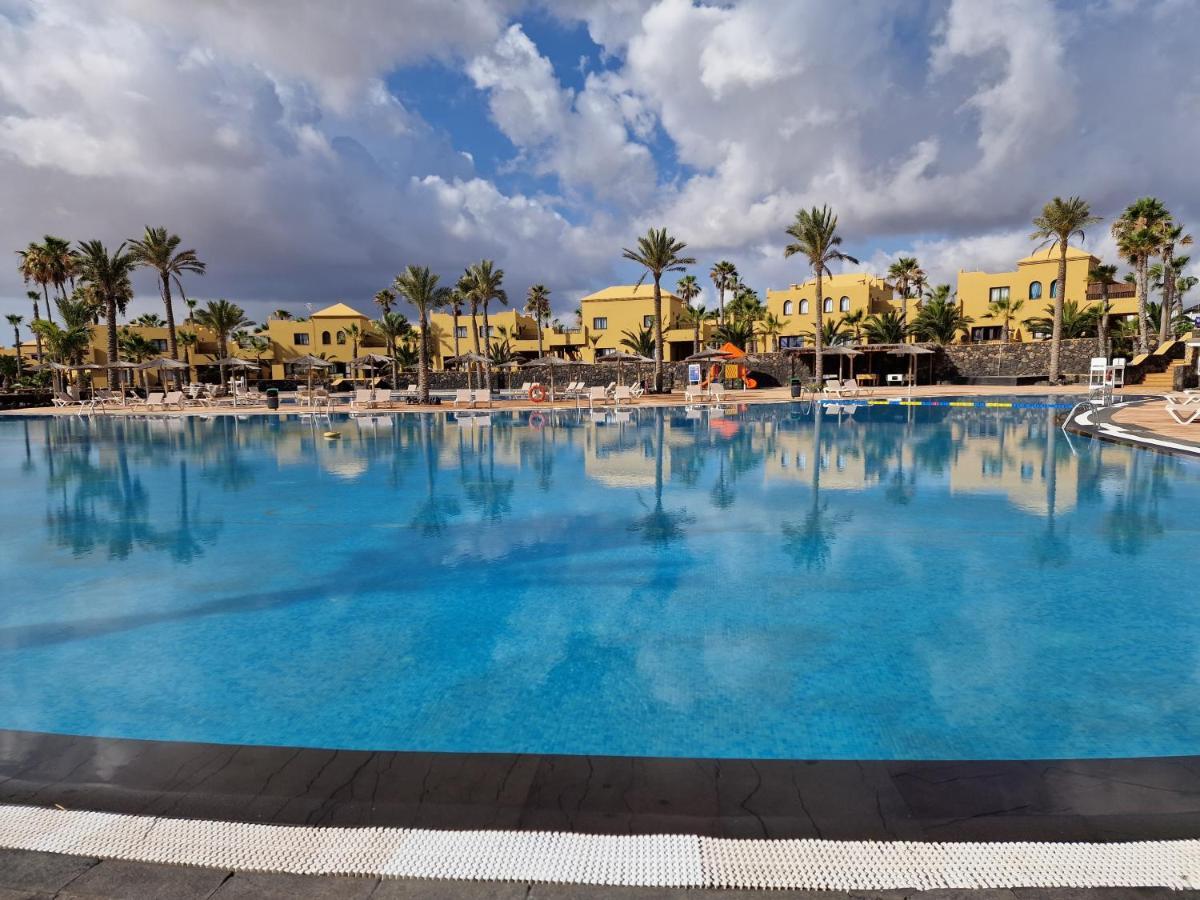 Casa Mari Y Jose Con Grandes Piscinas Y Wifi Gratis Daire Corralejo Dış mekan fotoğraf