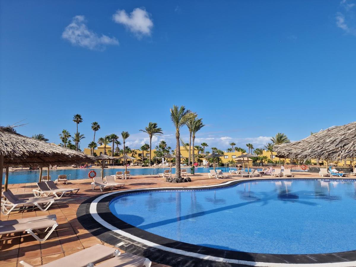 Casa Mari Y Jose Con Grandes Piscinas Y Wifi Gratis Daire Corralejo Dış mekan fotoğraf